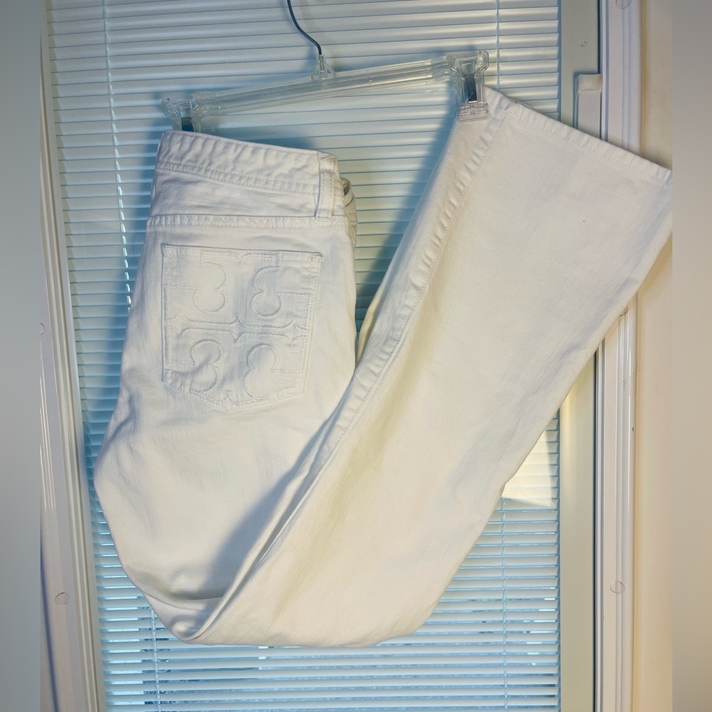 Tory Burch Double T Embroidered White Deni Gold Logo Hardware Bootcut Jeans 28